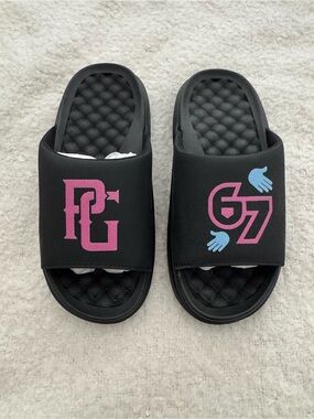 Perfect Game “6-7” Kids Slide Sandals, size 5